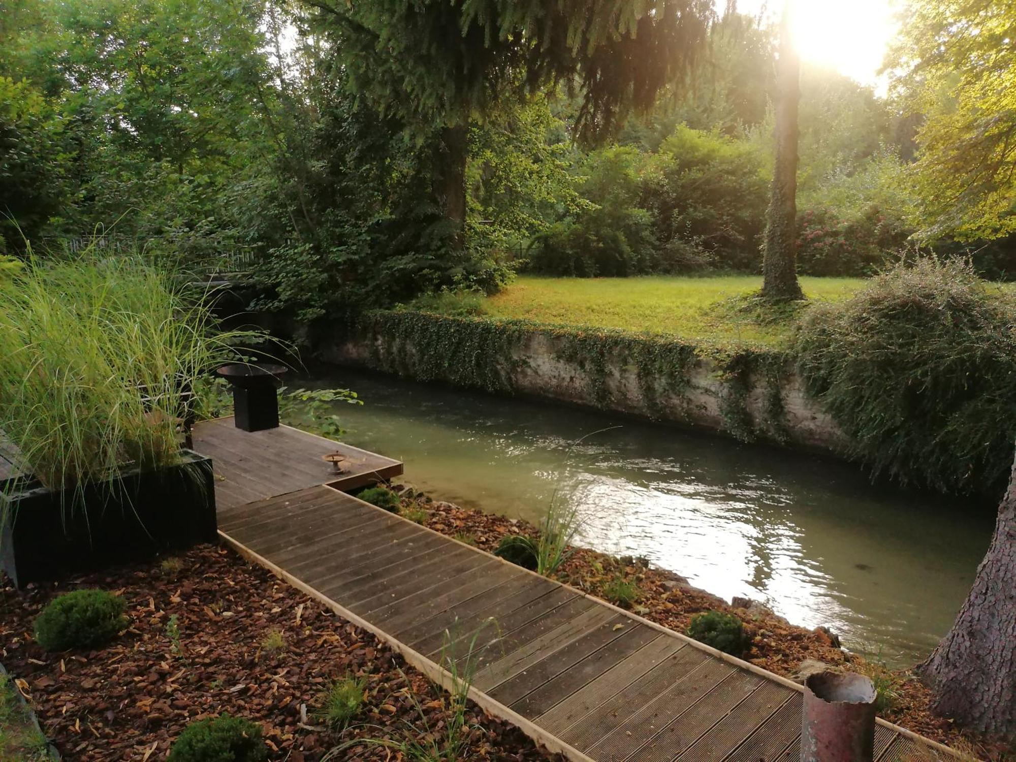 Pavillon C.R Bed & Breakfast Isles-sur-Suippe Exterior photo